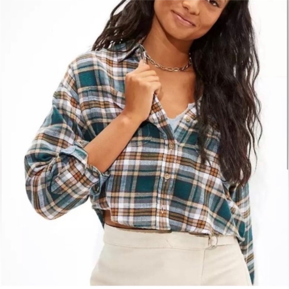 American Eagle XS cropped flannel